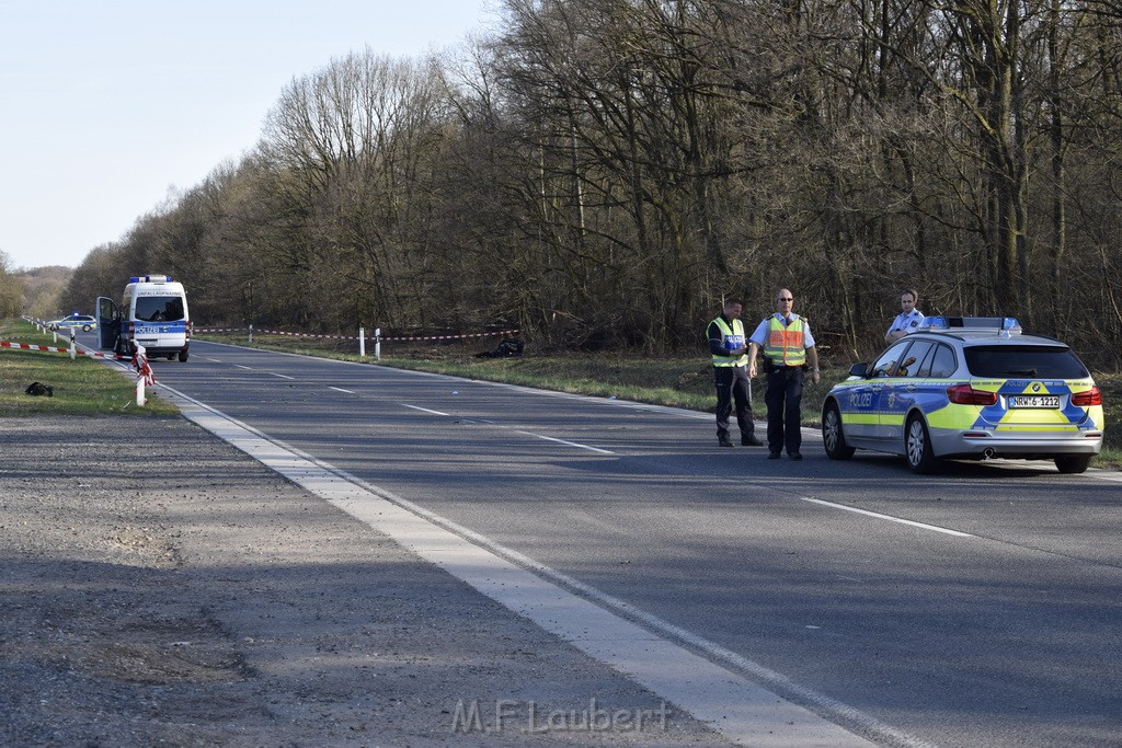 Schwerer VU Krad Fahrrad Koeln Porz Alte Koelnerstr P167.JPG - Miklos Laubert